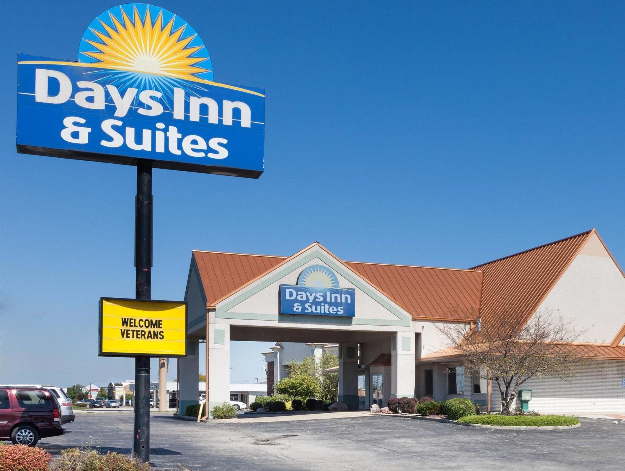 Motel Days & By Wyndham Kokomo